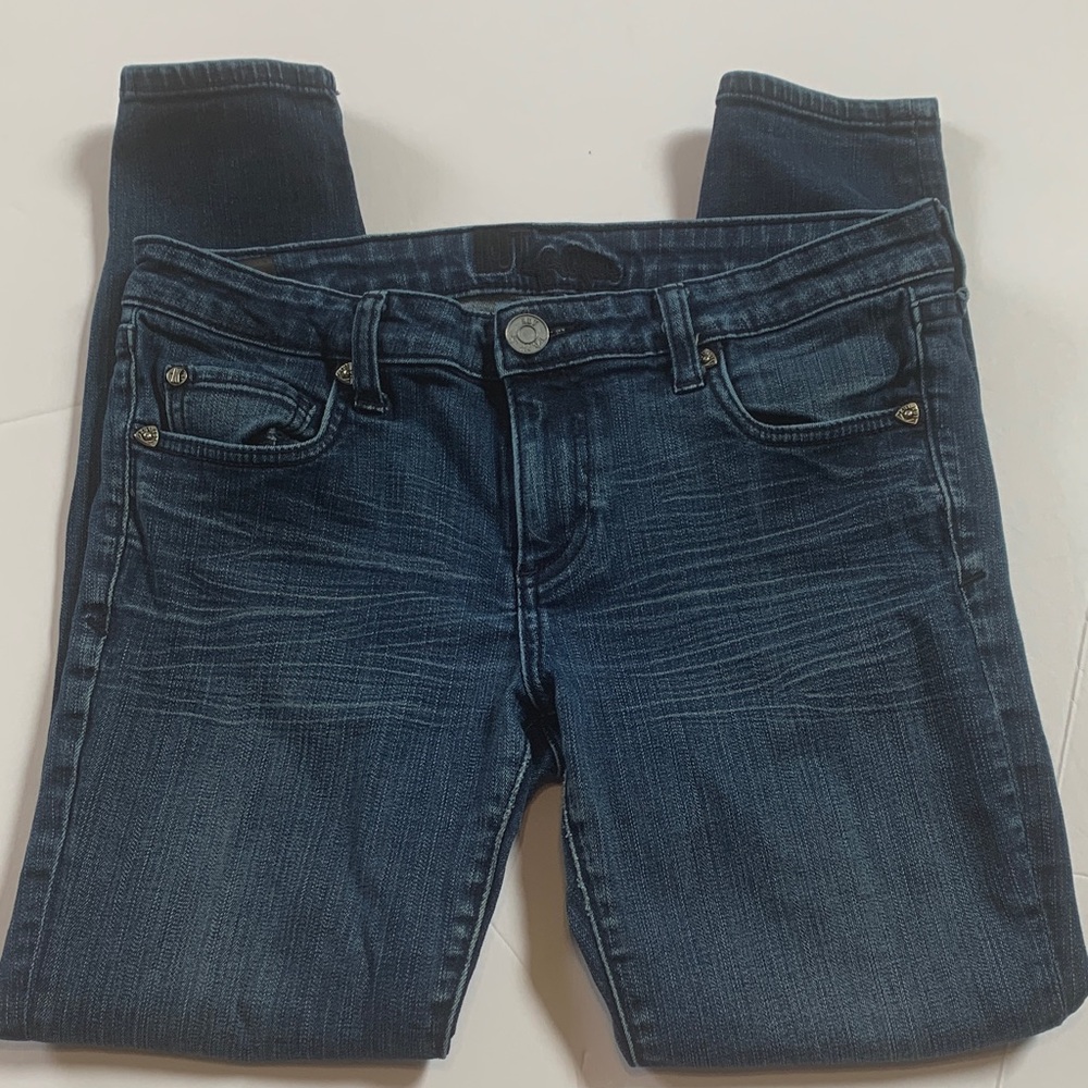 Kit from the Kloth Classic Blue Denim Jeans size 6
